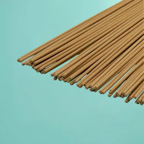 Nhang có tăm Trầm Hương Tự Nhiên ( chuôi trắng )
